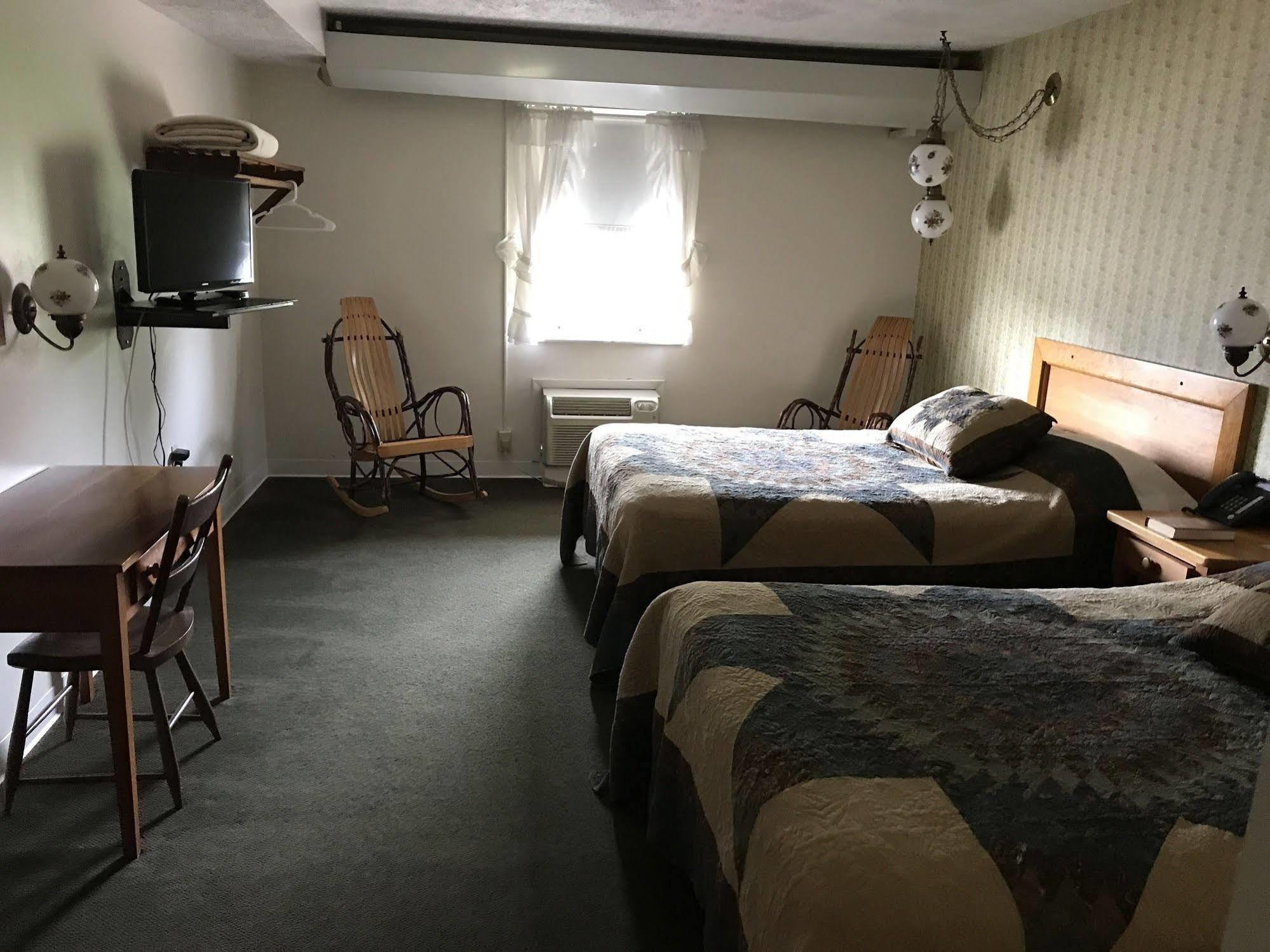 Casselman Inn Grantsville Extérieur photo