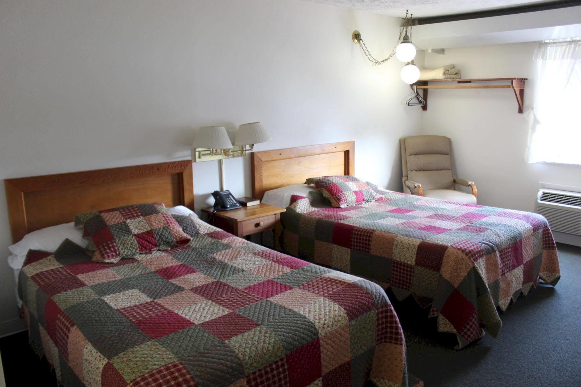 Casselman Inn Grantsville Extérieur photo
